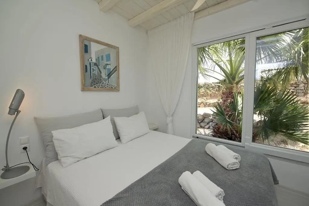 Tatiana Prive Villa & Apartments Klouvas